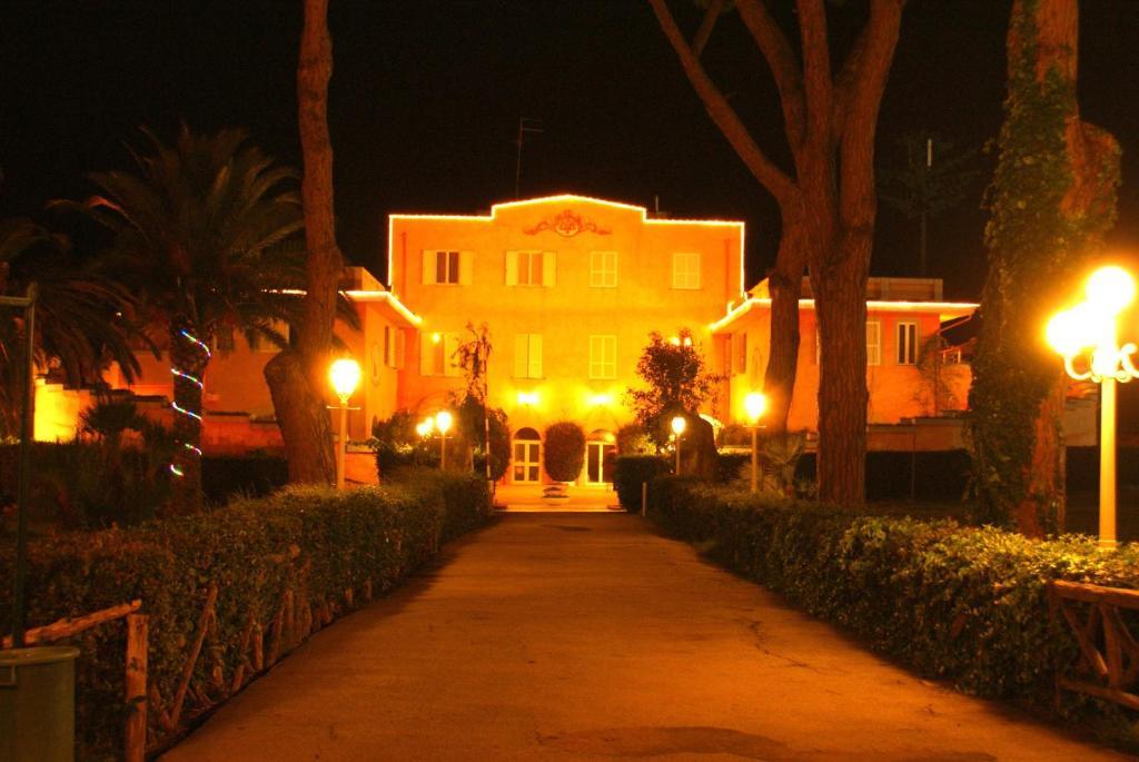 Hotel Parco Dei Principi Anzio Dış mekan fotoğraf